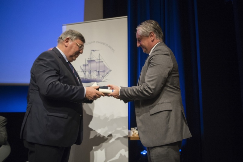 Séance solennelle de rentréee 2019 et remise de prix académie de marine.