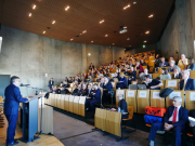 AA-discours-accueil-salle