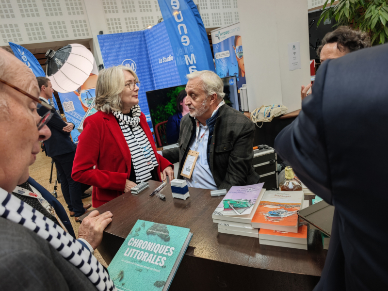 2025-11-05-12.25.37-1