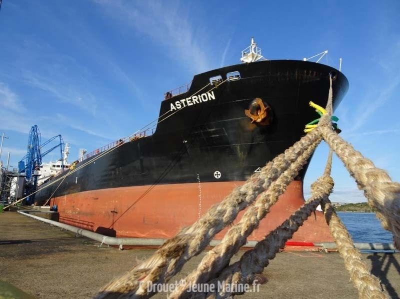 Embarquements à bord de l'Astérion et du Bourbon Liberty © Célestin Drouet