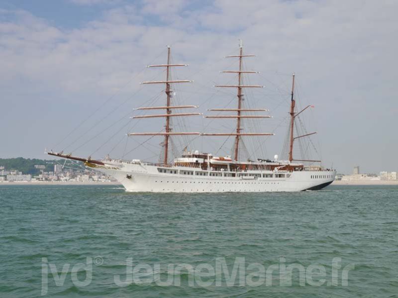 sea-cloud-2-3