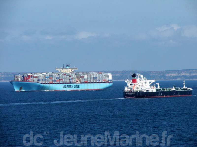 ebba-maersk-et-british-cormorant-dc