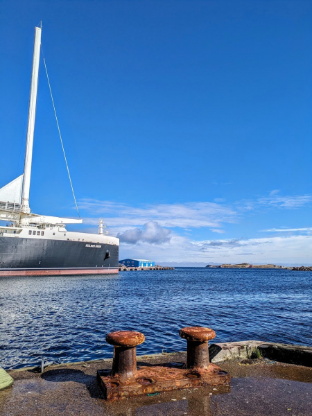 PXL_20251025_1437452262