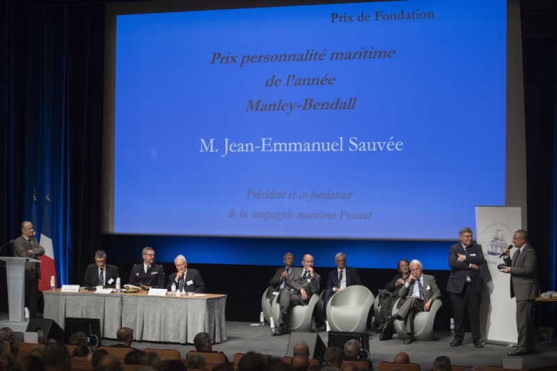 Séance solennelle de rentréee 2019 et remise de prix académie de marine.
