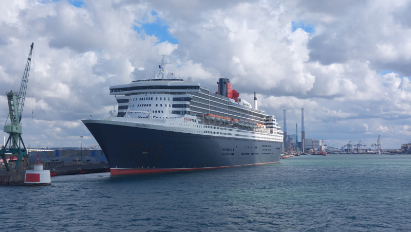 QUEEN MARY II en escale au Havre ©