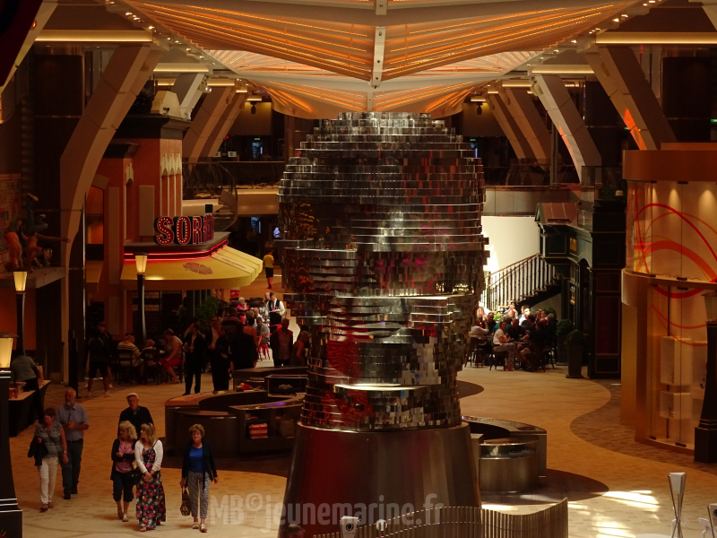 Harmony of the Seas mai 2016 a bord 19