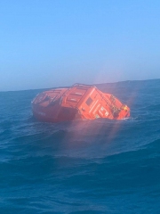 The chase of the Lifeboat ! © Bertrand SCIBOZ