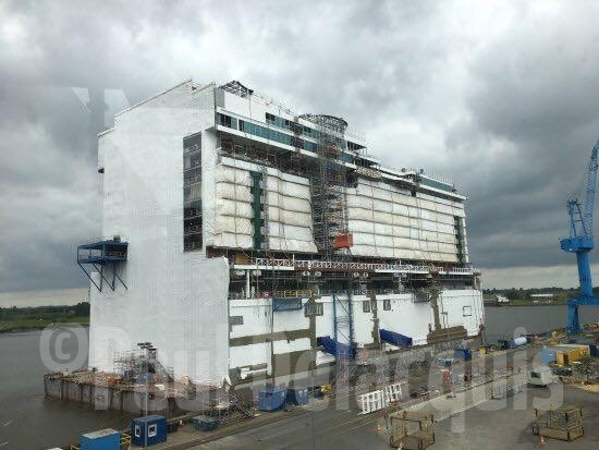 Bloc Norwegian Encore