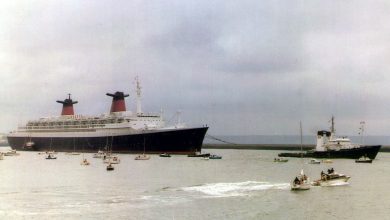 18 Août 1979 - Le « France » quitte la France. © Eric Houri