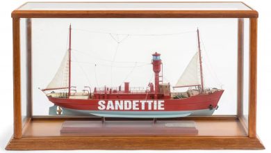 Maquette SANDETTIE dernier bateau-feu français. Lancé le 16 février 1948, à Graville-Le Havre © millon.com