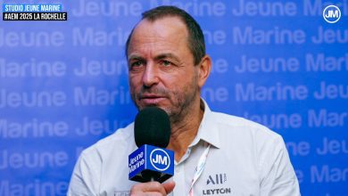 Stephan KANDLER – Fondateur de l’équipe de course K-Challenge présenté par Michel LE LUYER au Studio Jeune Marine aux Assises de l’économie de la mer, La Rochelle 2025.